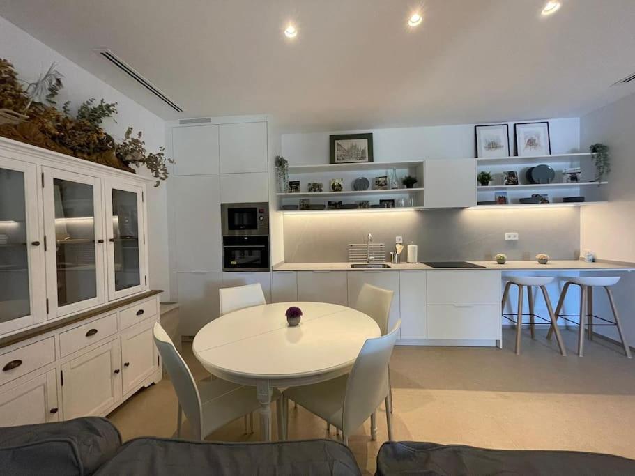 Apartamento Con Jardin Y Piscina En กอร์โดบา ภายนอก รูปภาพ